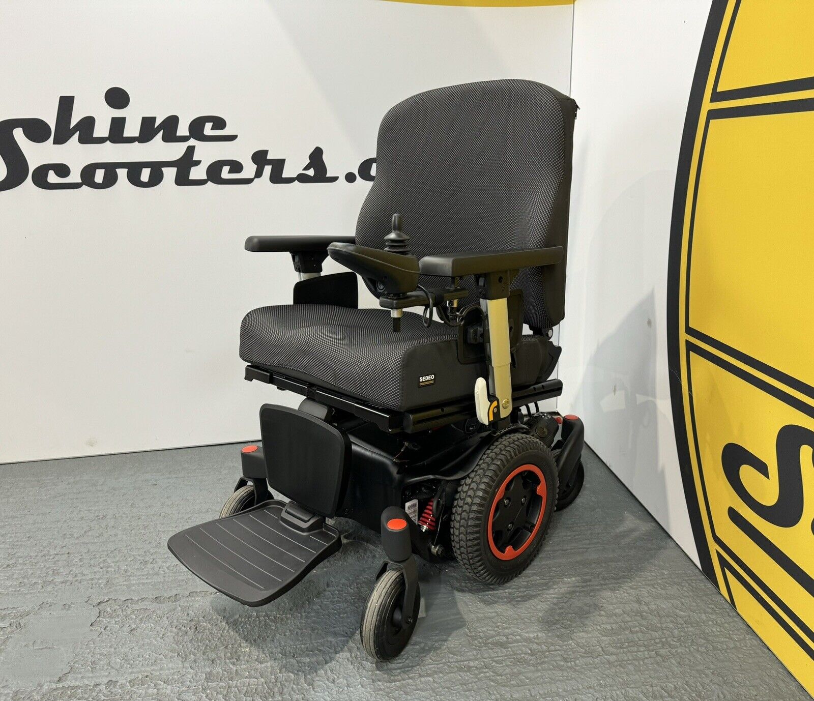 Quickie Q500 M SEDEO Pro Seating Powerchair